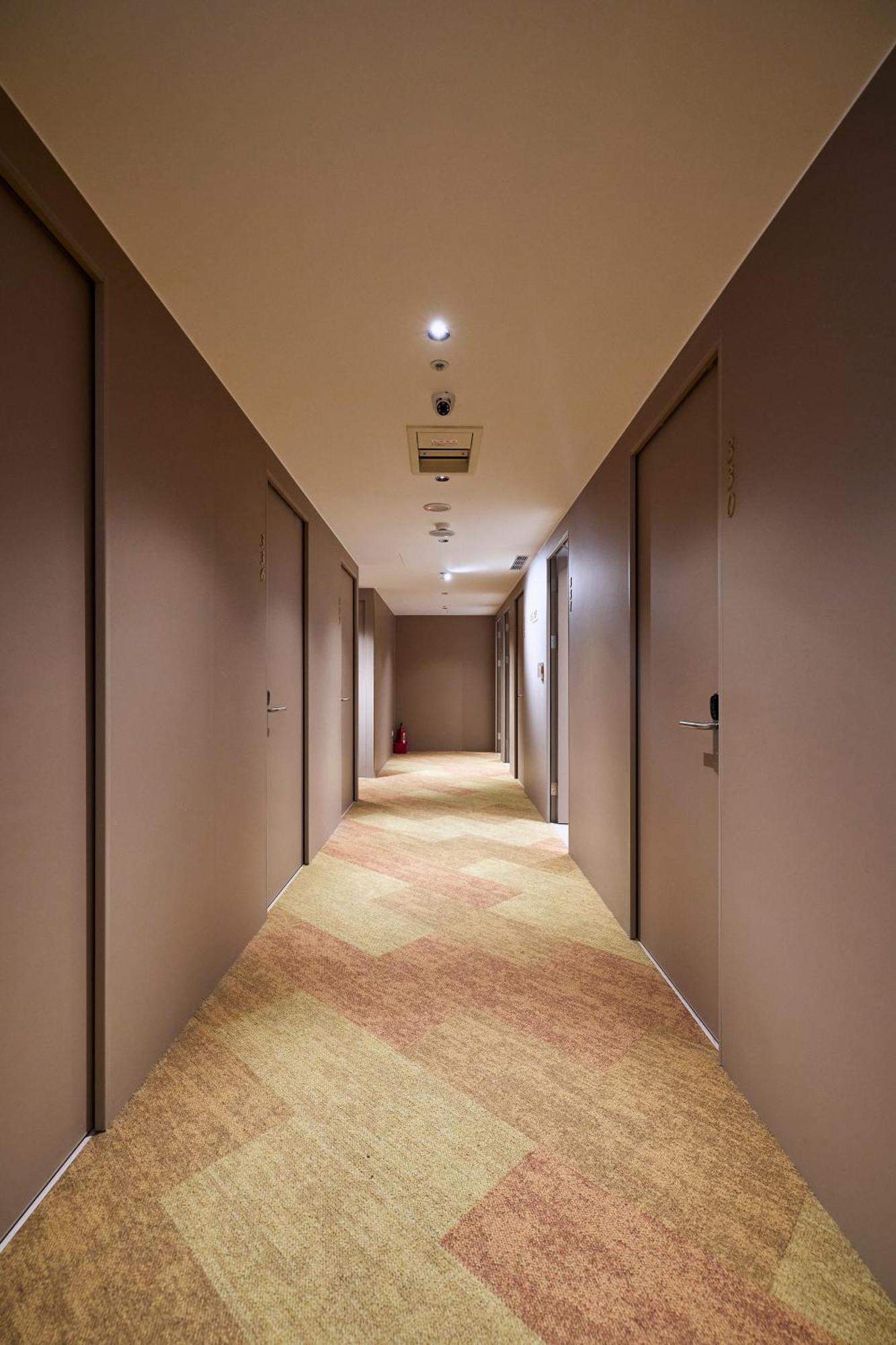 Twin Star Inn Taipei Bagian luar foto
